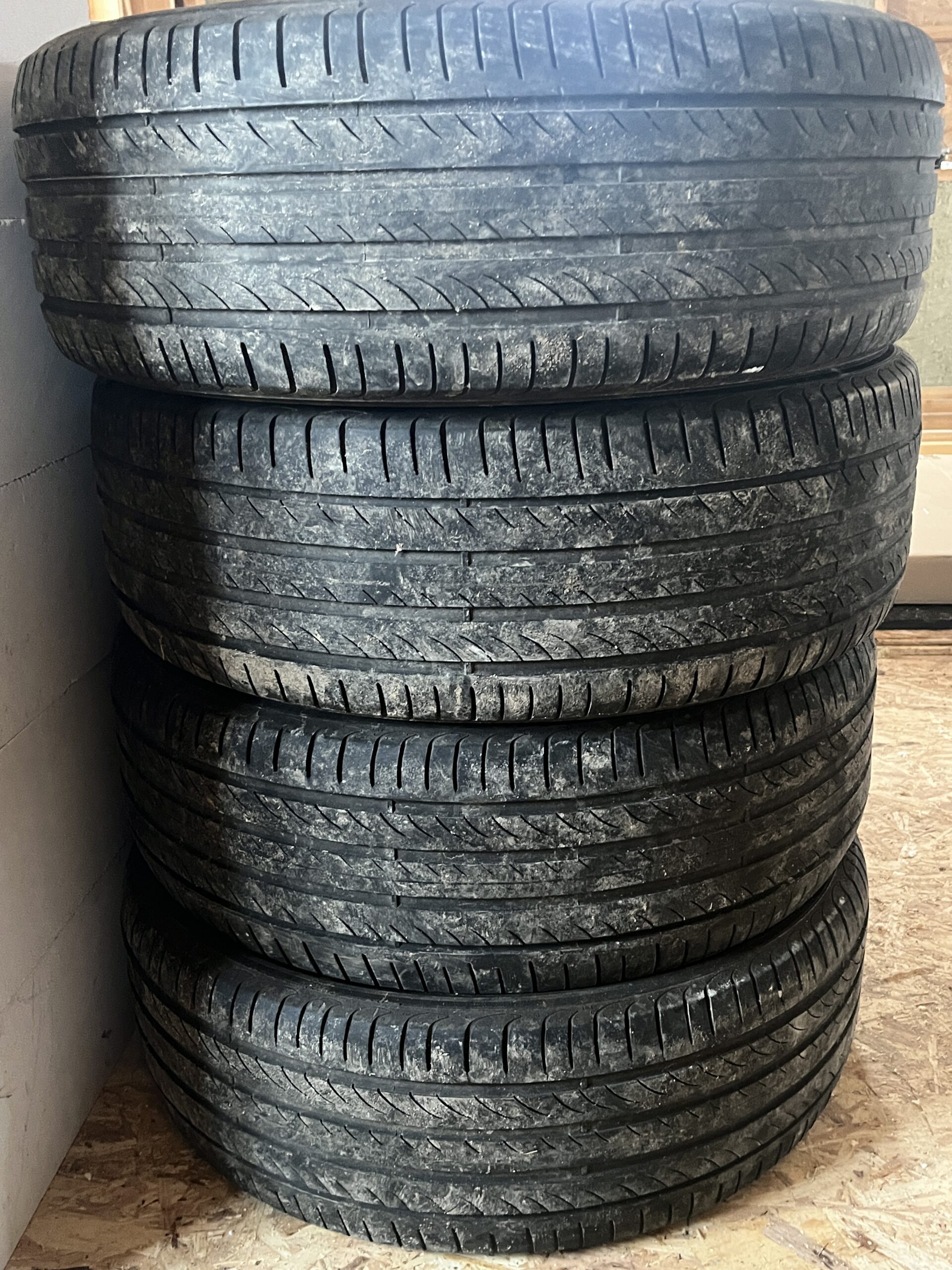 235/60 R18 103V PIRELLI (4tk)
