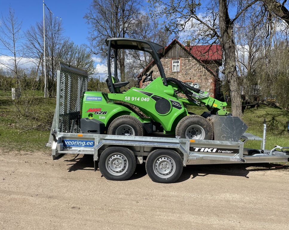 Avant väikelaaduri rent