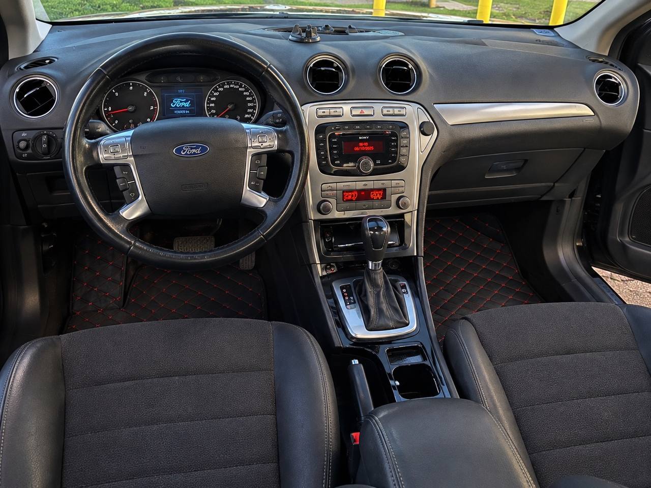 Müüa Ford